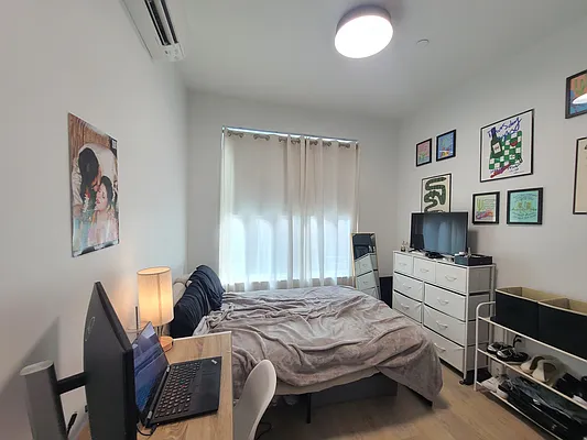 Rented by Dwelling NY Realty Inc | media 7