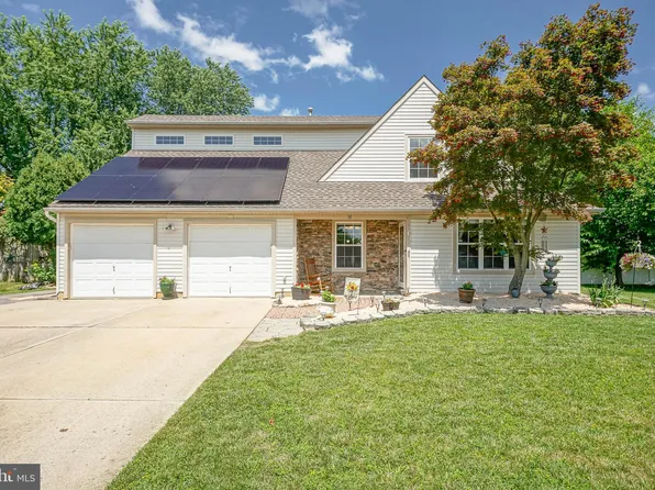 18 Sherry Ann Dr, Lumberton, NJ 08048