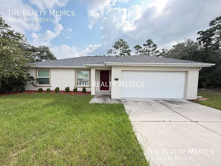 2736 SW 161st Loop — Photo 1