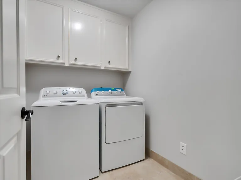 4807 Andover St — Photo 35