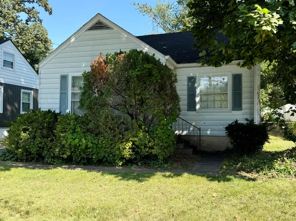 4033 Massie Ave, Saint Matthews, KY 40207