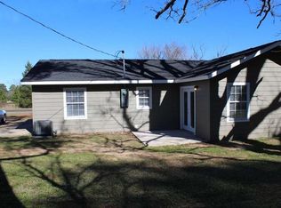 1820 E State Hwy 294, Elkhart, TX 75839