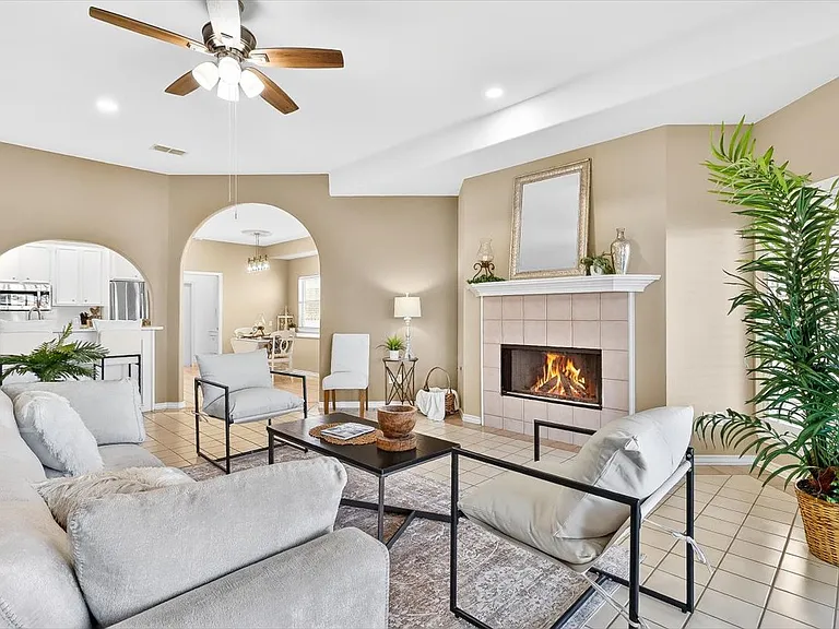 15222 Isla Pinta Ct — Photo 10