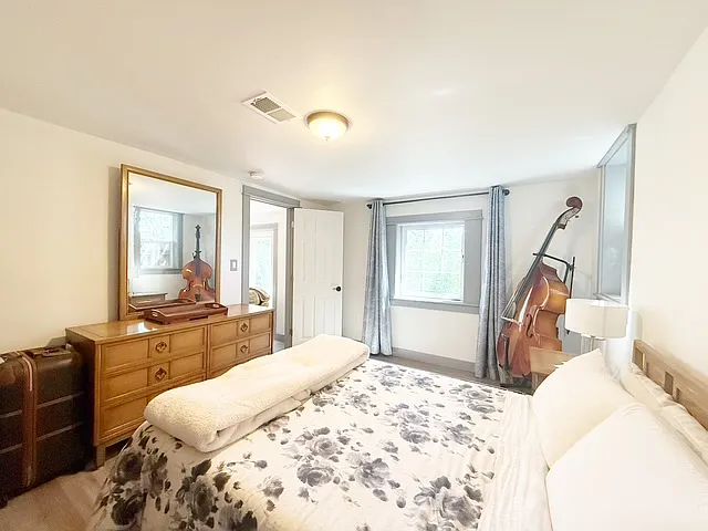 208 S Summit Ave — Photo 44