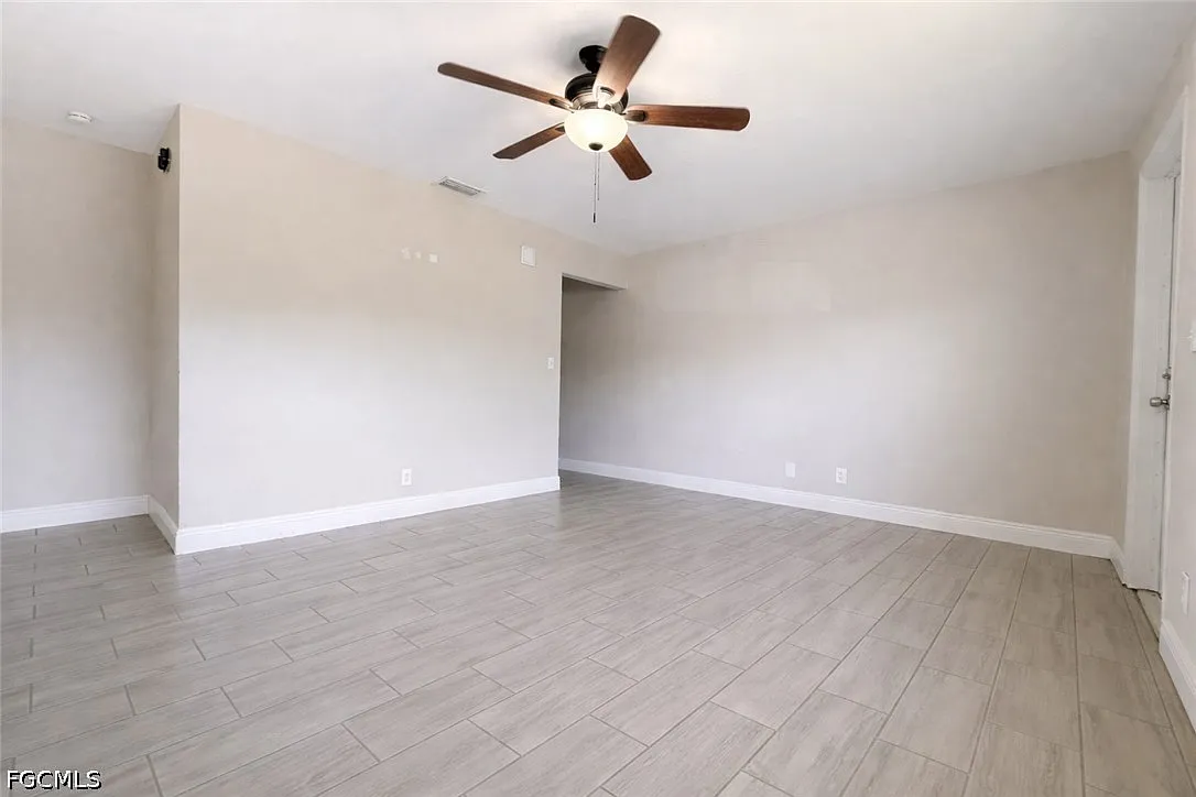 2 bed, 1.0 bath, 780 sqft, $995 — Photo 3