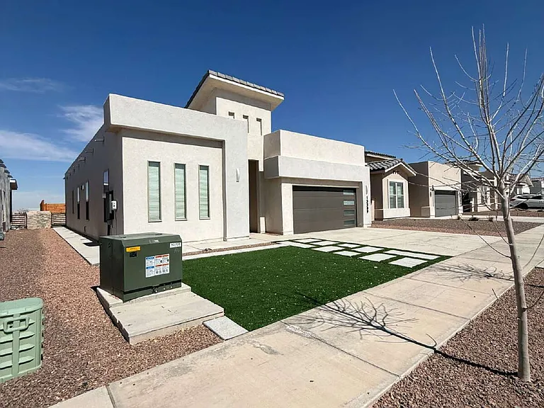 13389 Carterton Ave — Photo 4