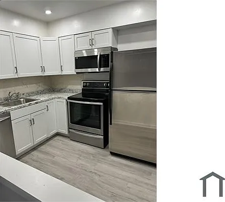 10121 Prince Pl #101