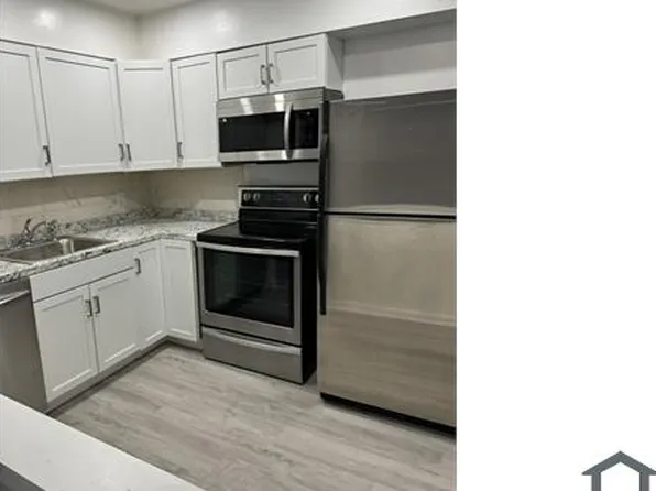 10121 Prince Pl, Upper Marlboro, MD