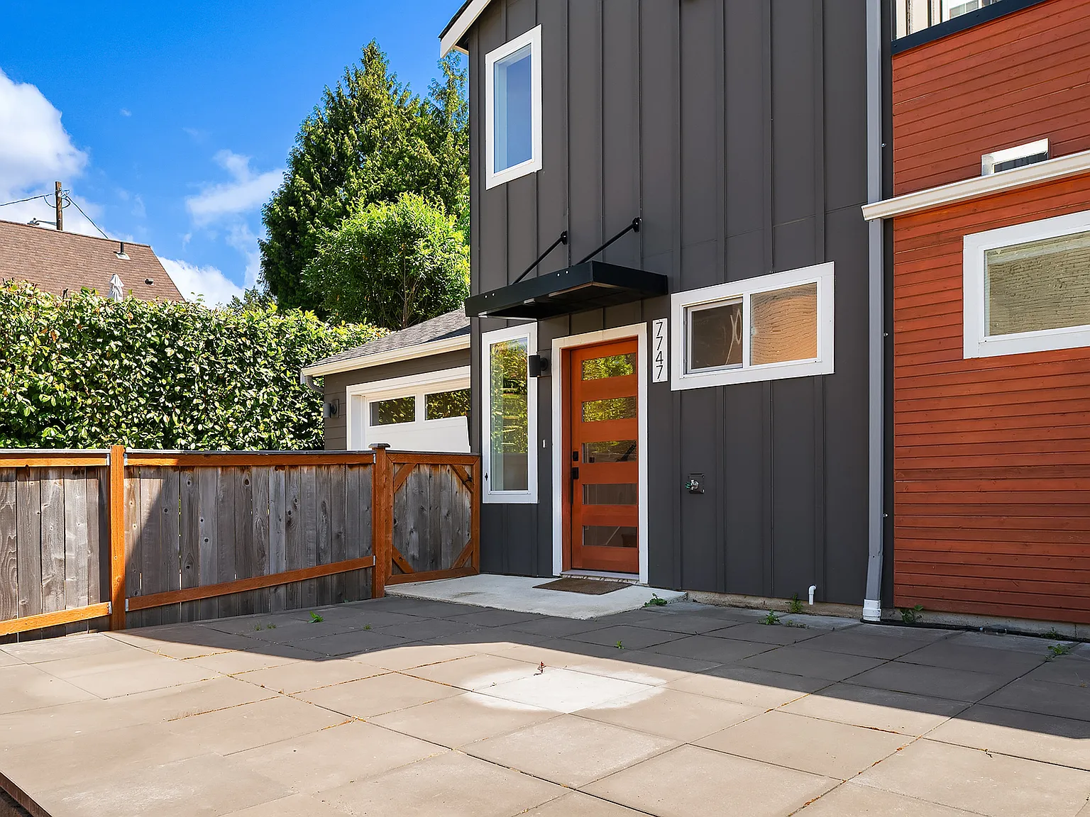 2 bed, 1082 sqft, $3,850 — Photo 3