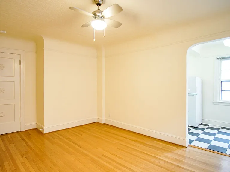 1944 NW Johnson St #206 — Photo 4