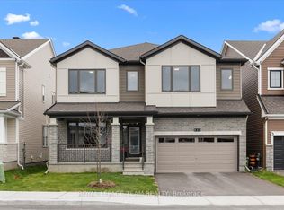 845 Pearly Everlasting Cres, Ottawa, ON K0A 2Z0