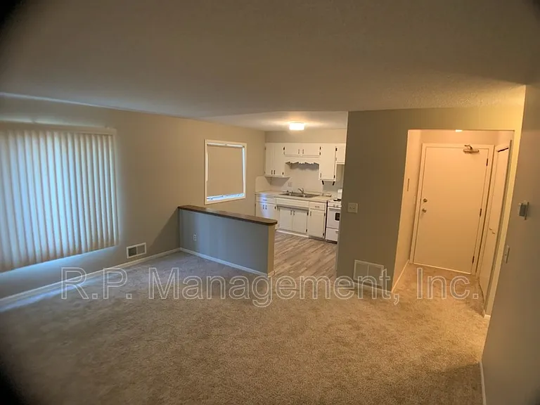 3405 Emerson Ave S #1 — Photo 2