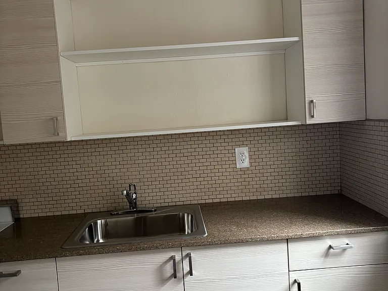 4541 Brooklyn Ave NE — Photo 6