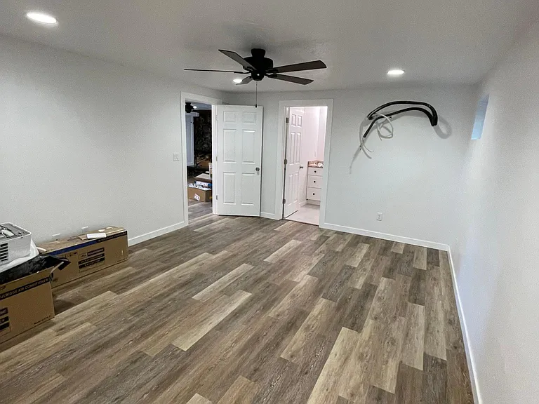 345 W 600 N — Photo 5