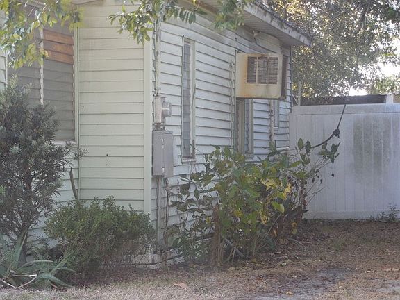 5th image of 410 Orange St