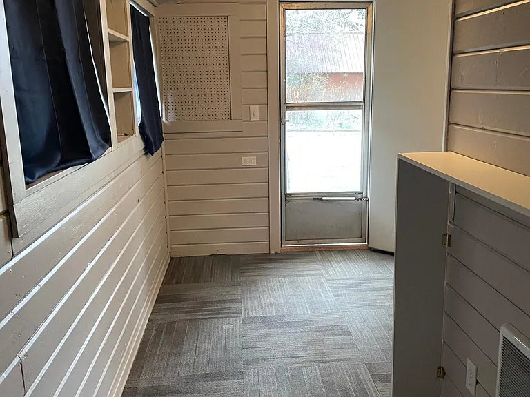 1108 N Cora St — Photo 18