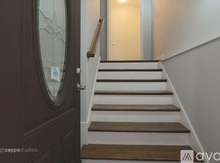 4833 N Ridgeway Ave #1, Chicago, IL 60625