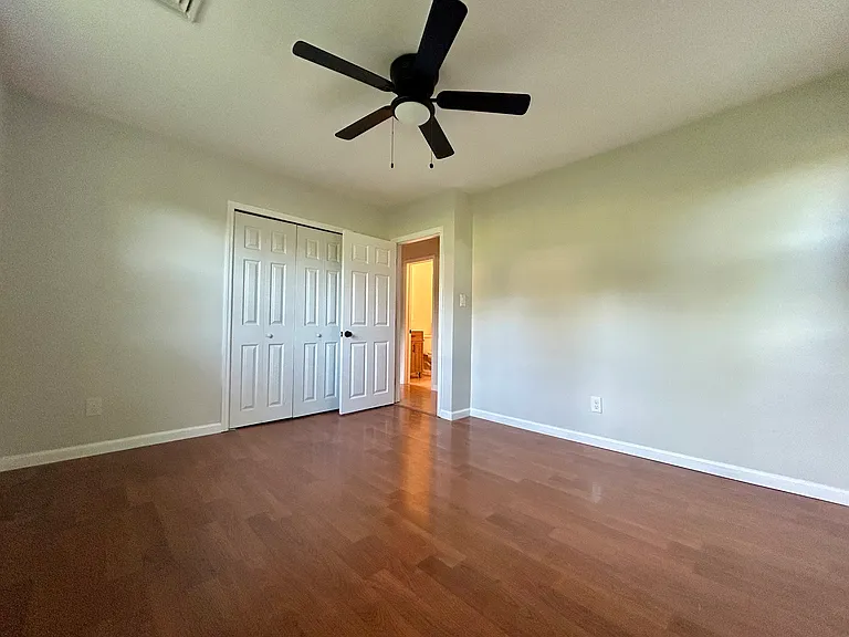 Cortlandt Dr — Photo 10