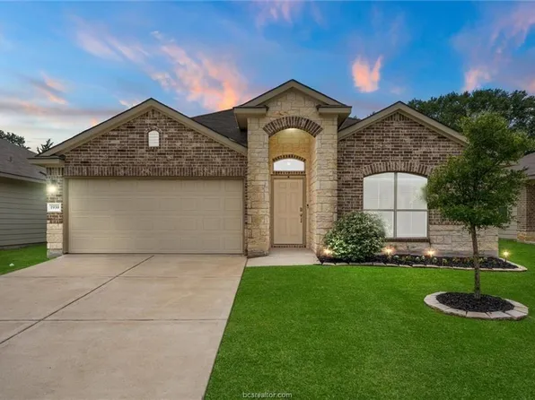 1939 Thorndyke Ln, Bryan, TX 77807