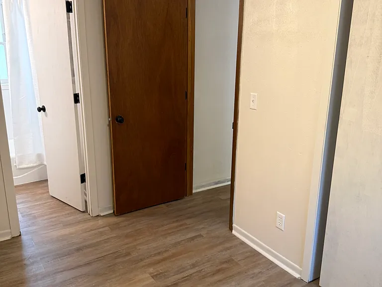 313 E State St #1 — Photo 8