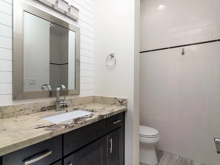 1301 W 4th St #1015 — Photo 11