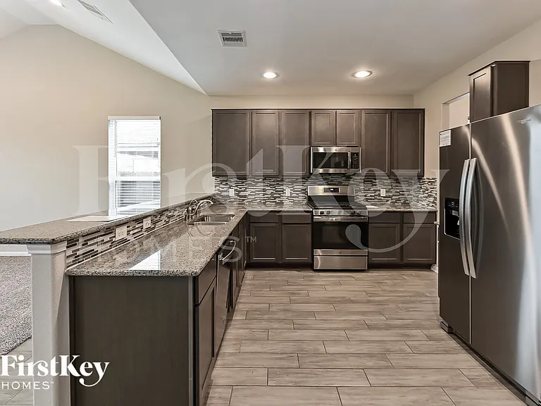 15319 Kinord Run Dr — Photo 6