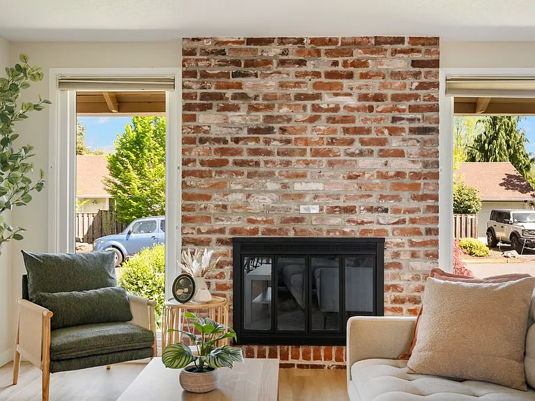 4875 SW Normandy Pl — Photo 37