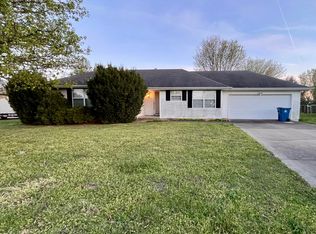 109 Willowridge Lane, Willard, MO 65781