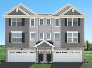 67 Glenn Vw, Carlisle, PA 17013