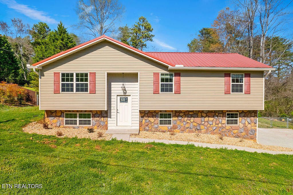 2618 Liberty Hill Dr, Louisville, TN 37777 | Zillow