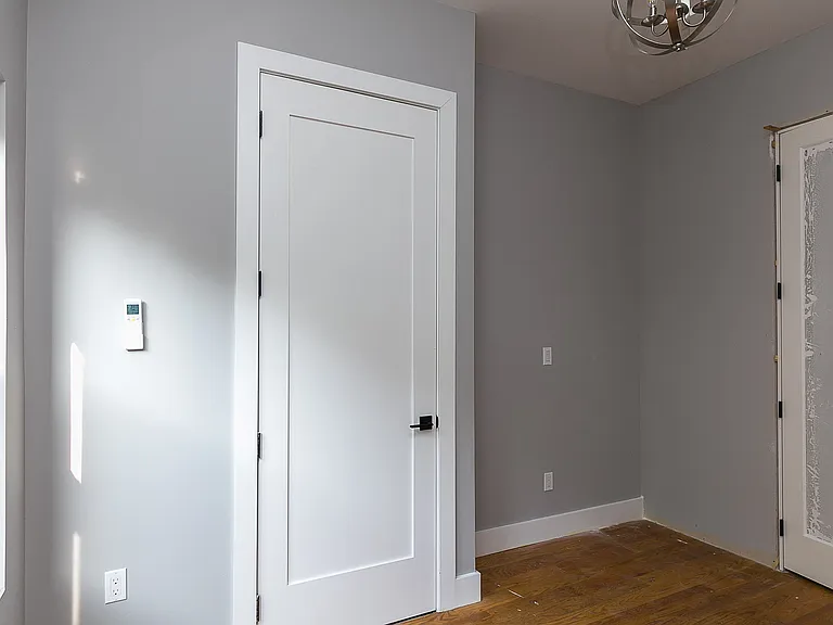 271 Martense St #4L — Photo 14