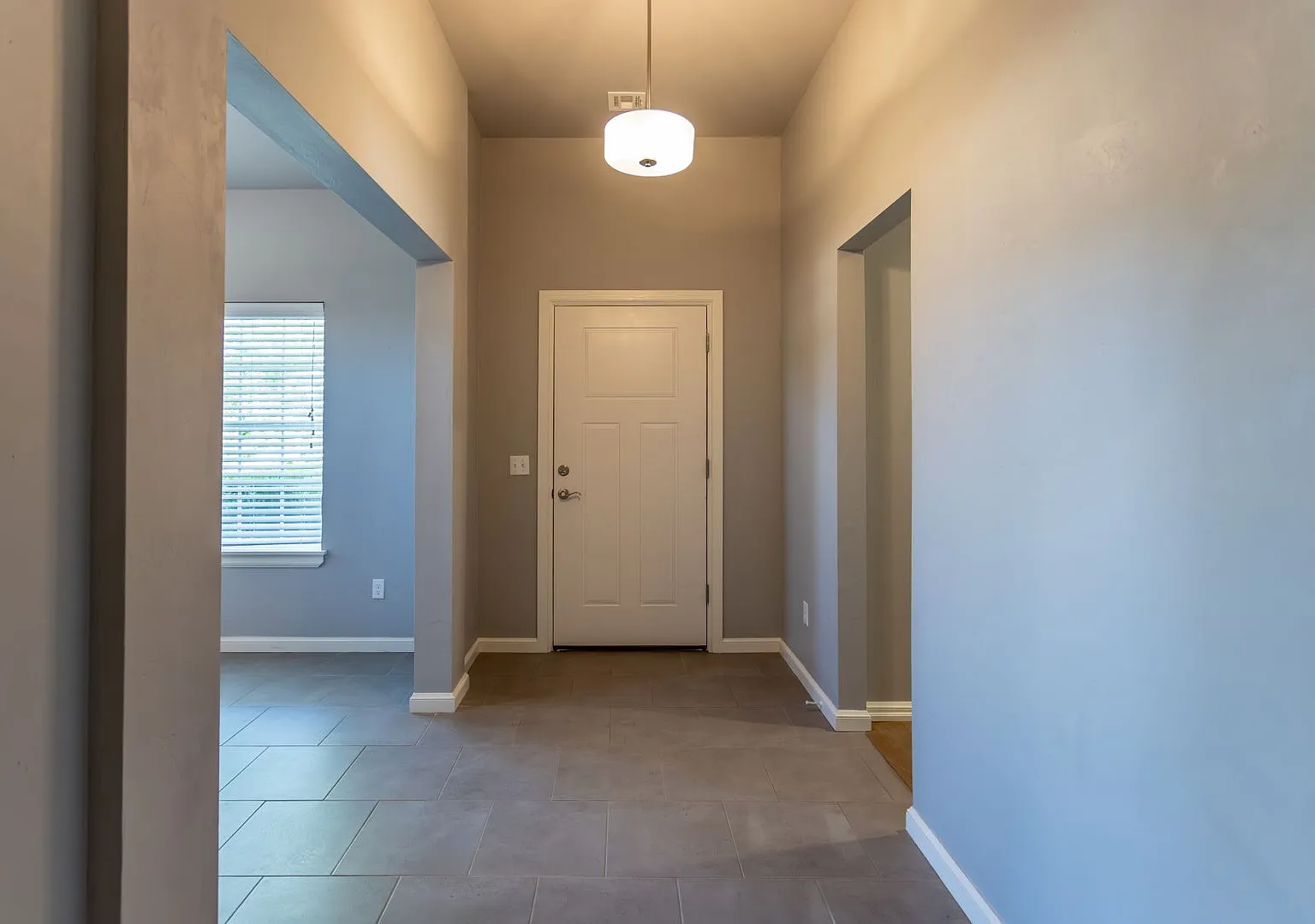 Single Family Home — Photo 4
