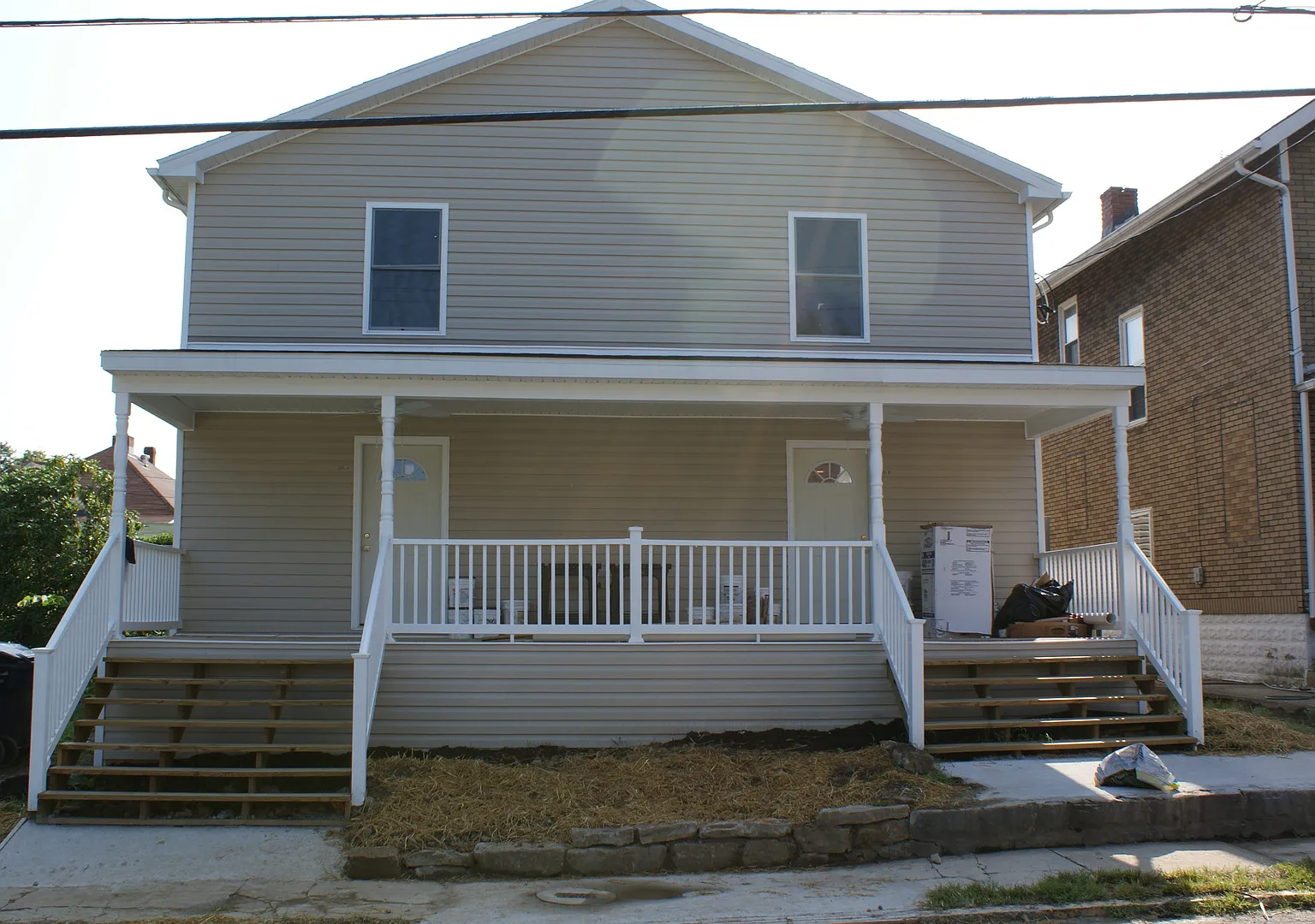 245 Kingwood - Apt. B — Photo 1