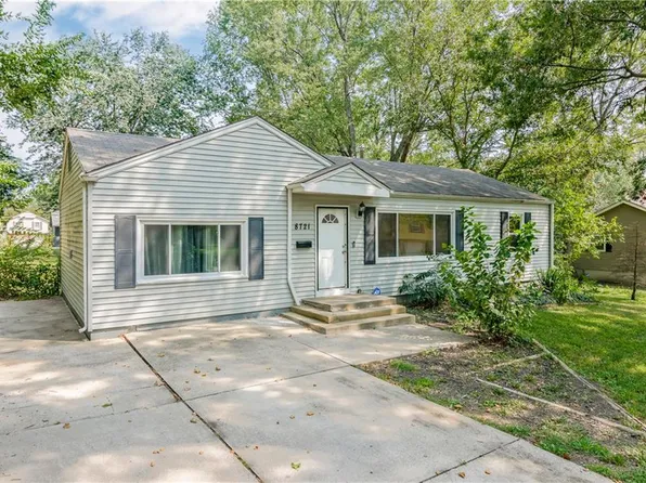 8721 Booth Ave, Kansas City, MO 64138