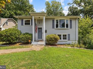 13006 Kerrman Ct, Woodbridge, VA 22193