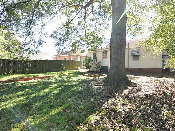 2nd image of 2211 McKinley Ave