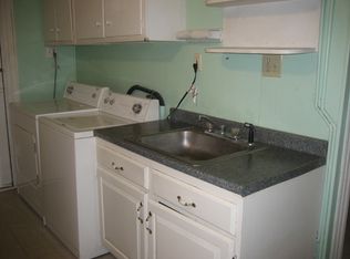 194 Myrtle St #2, Shelton, CT 06484