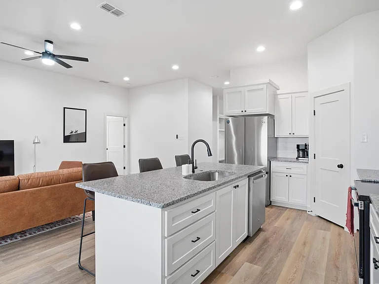 7941 Sawdust Trl — Photo 9