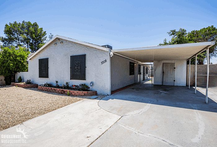 1st image of 2208 E Melinda Ave