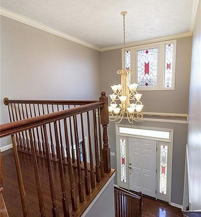 4th image of 1033 Grandview Farms Dr