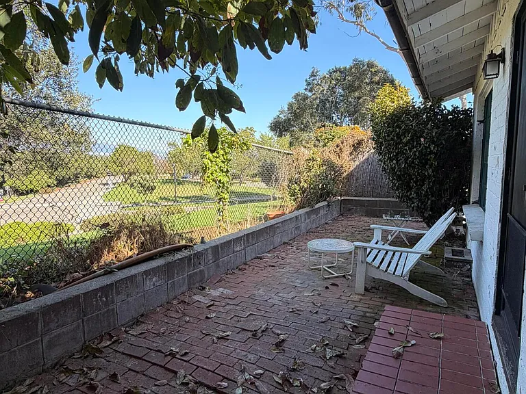 316 Oceano Ave #A — Photo 15