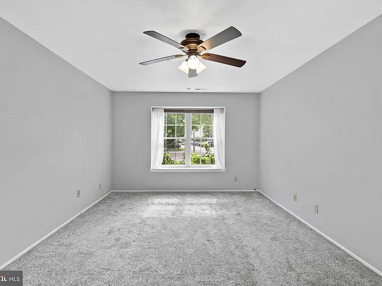 501 Harwood Ct #A — Photo 16