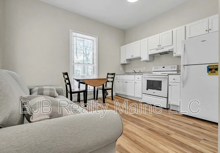 59 Bramhall St #100-3 — Photo 5