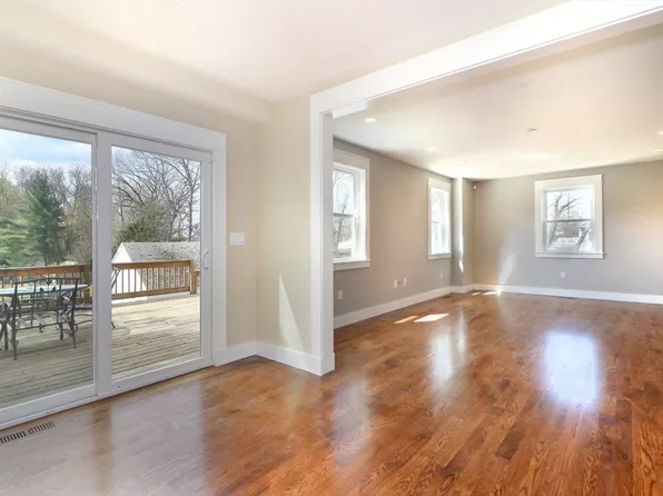 3 New Haven St, West Roxbury, MA 02132