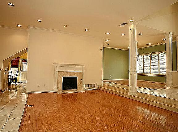 5th image of 8710 Arbor Park Dr