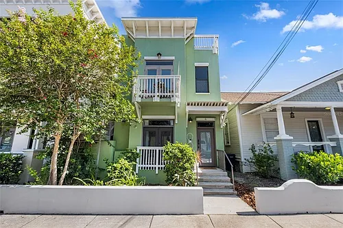 1914 E 4th Ave #6 Photo 1