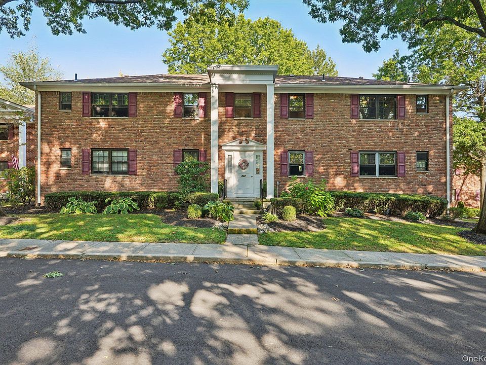1st image of 432 Somerset Drive #M