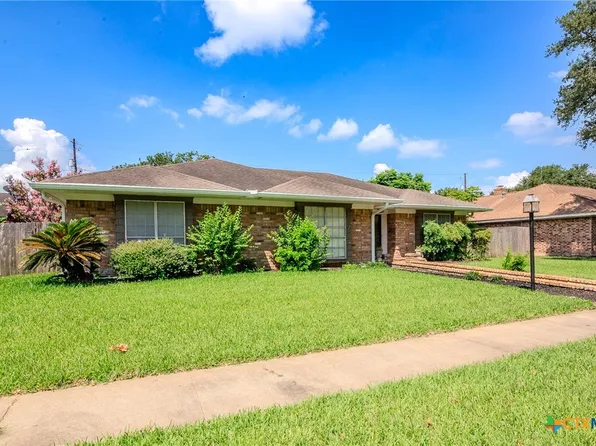 103 Oxford St, Victoria, TX 77904