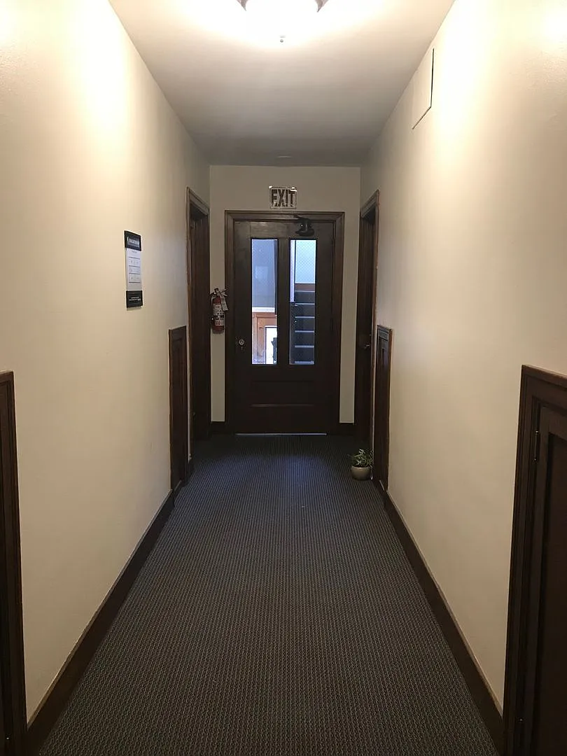 Terry Anne Apartments — Photo 1