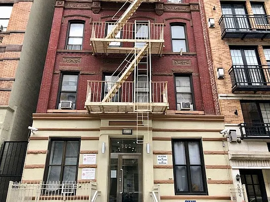 Rented by Irvine Realty Group | media 10